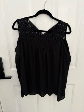 Worthington Black Lace Yoke Sleeveless Camisole